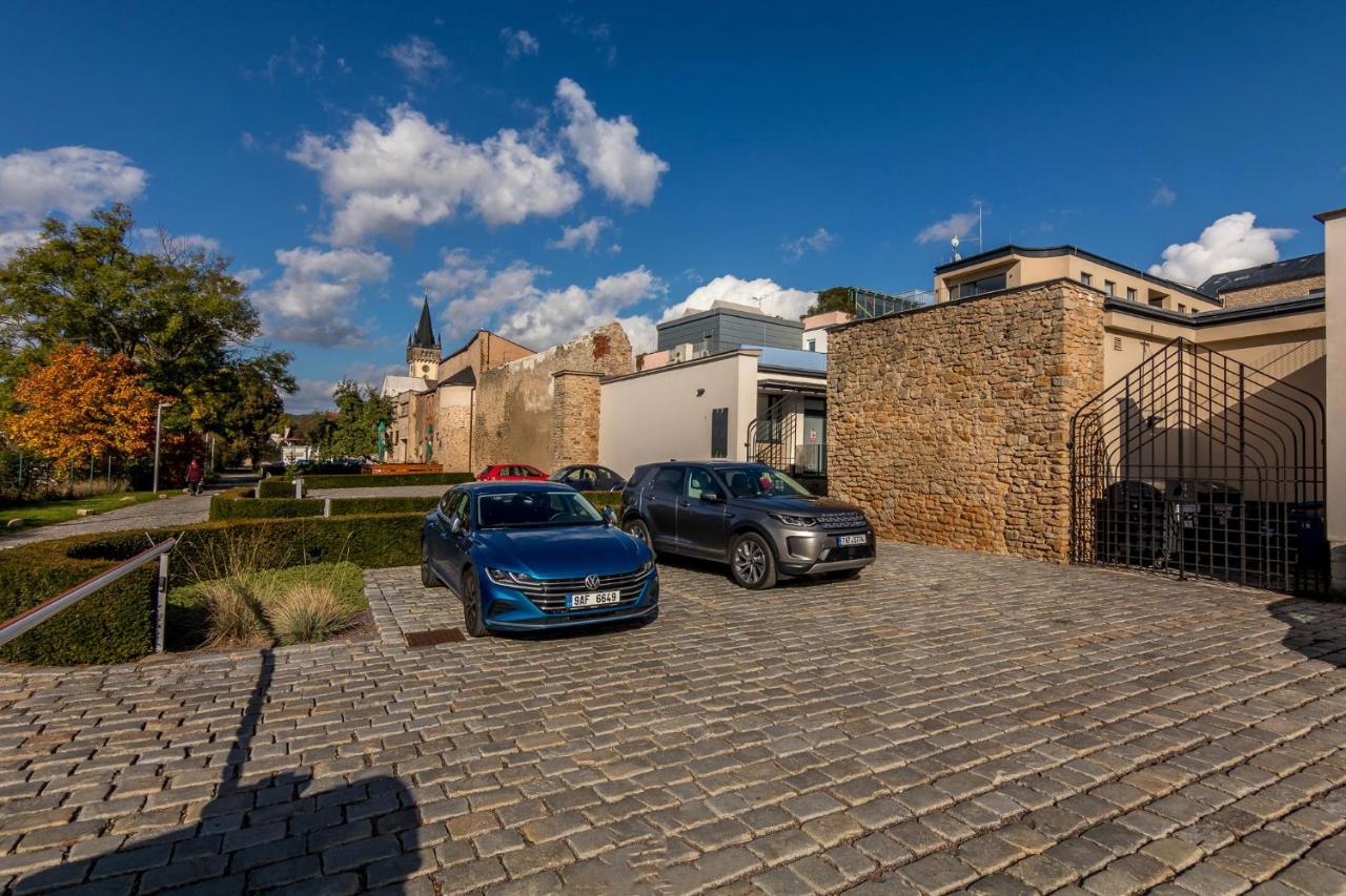Penzion Na Namesti Dvůr Králové nad Labem エクステリア 写真